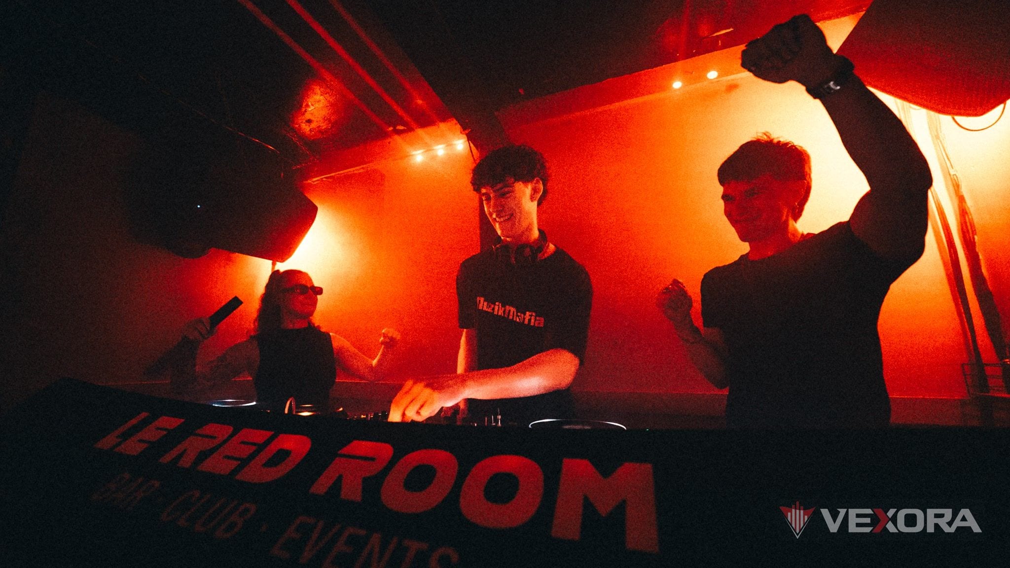 Underground 01 — 3