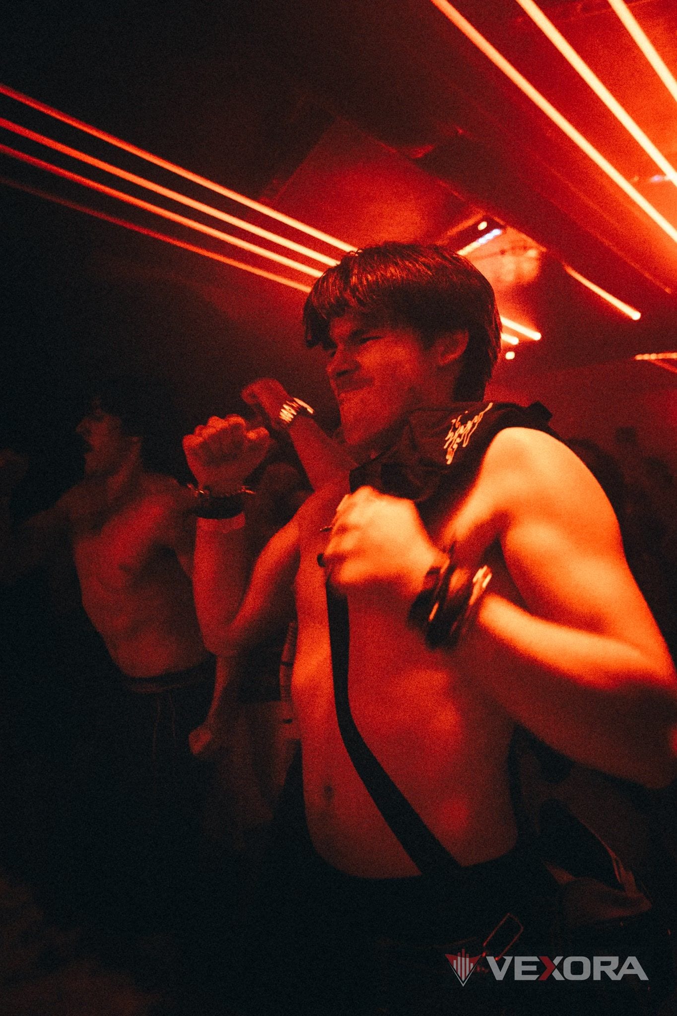 Underground 01 — 12